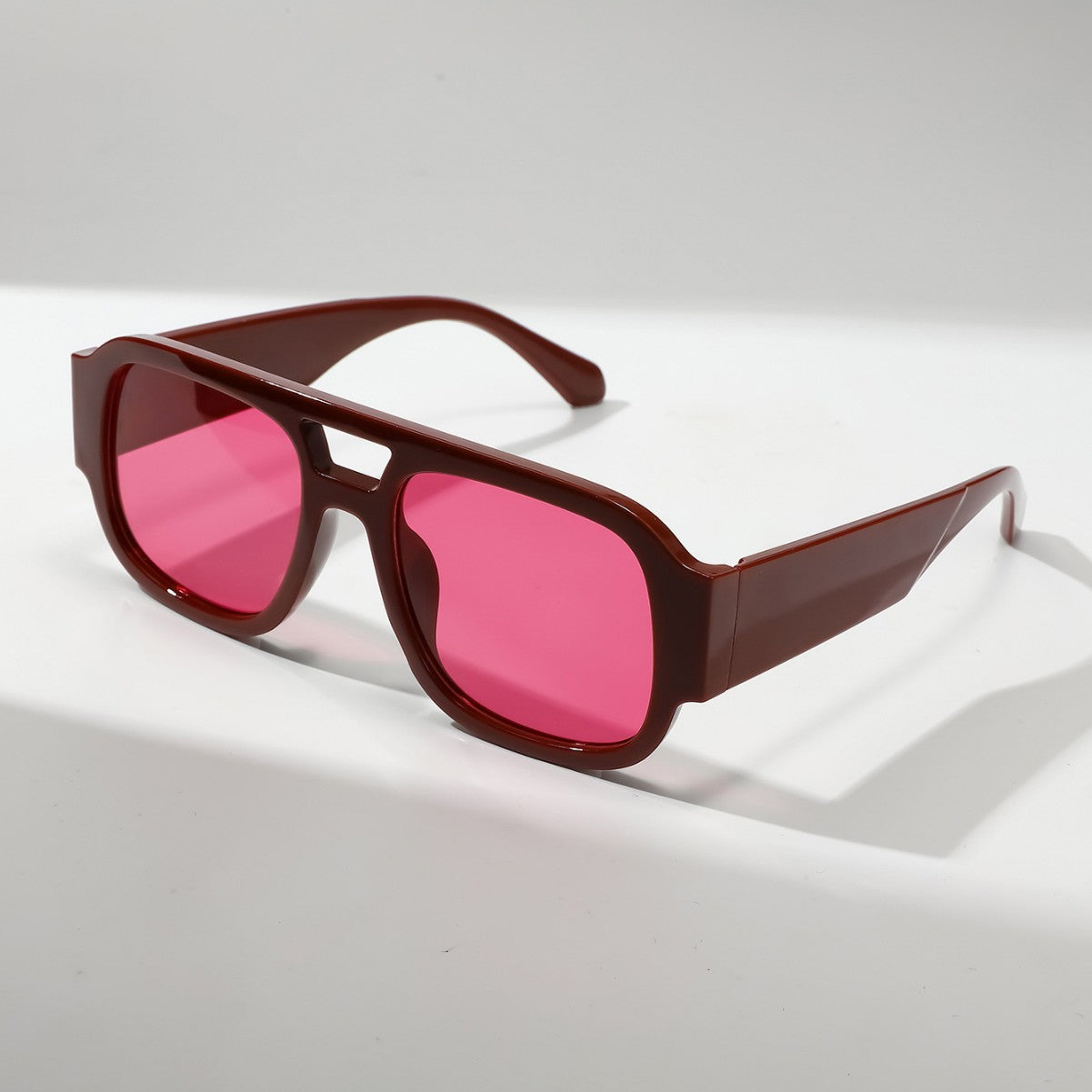 Quinn Retro Sunglasses in Burgundy — chunky square aviator with keyhole bridge
